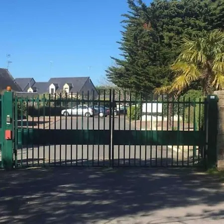 Holiday home Maison Jardin Proche Guerande