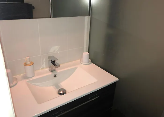 Maison Jardin Proche 度假居 *