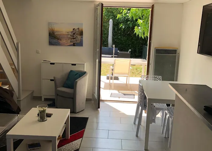 Maison Jardin Proche 度假居 *