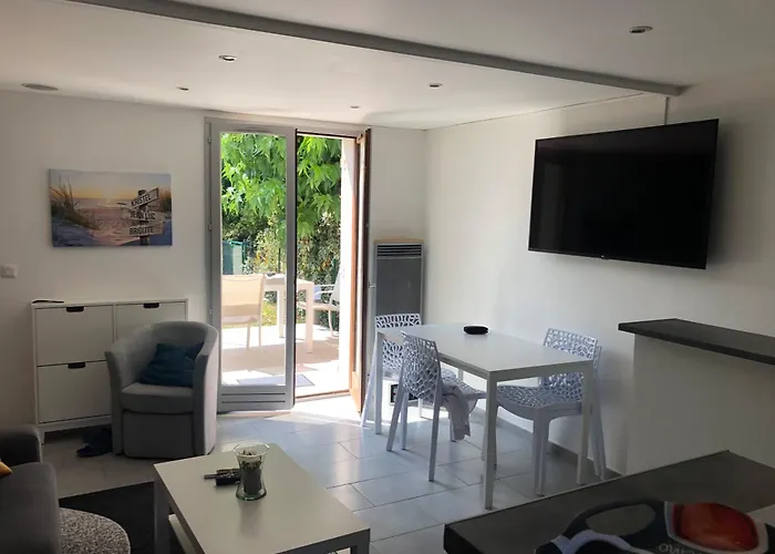 度假居 Maison Jardin Proche *